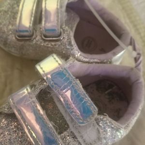 Sparkly shoes size 4